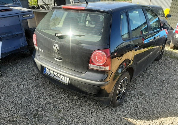 Volkswagen Polo cena 2200 przebieg: 125000, rok produkcji 2007 z Nasielsk małe 121